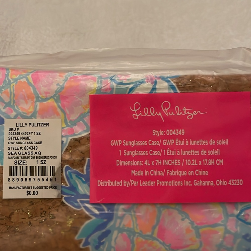 NWT Lilly Pulitzer sunglasses case seaglass